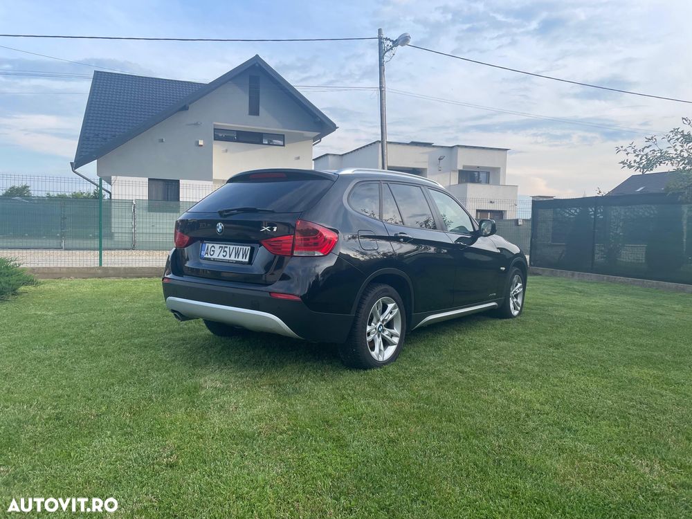 BMW X1 xDrive18d Sport Line - 3