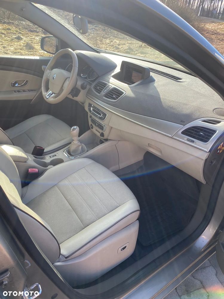 Renault Fluence 1.6 dCi Privilege - 8