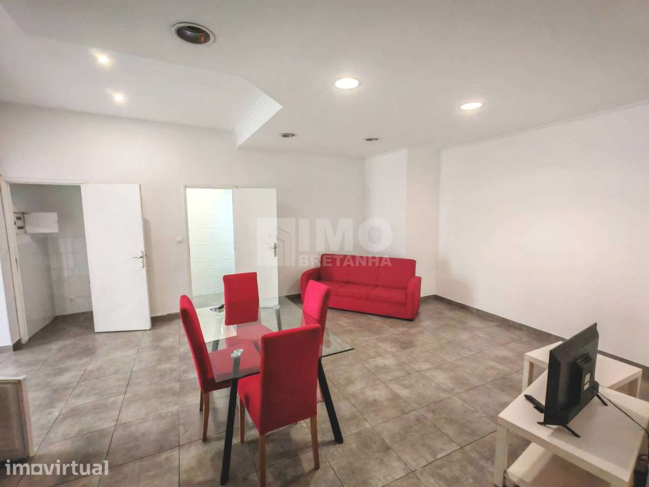 T1 - Renovado e Mobilado no Centro da Covilhã - Grande imagem: 3/11