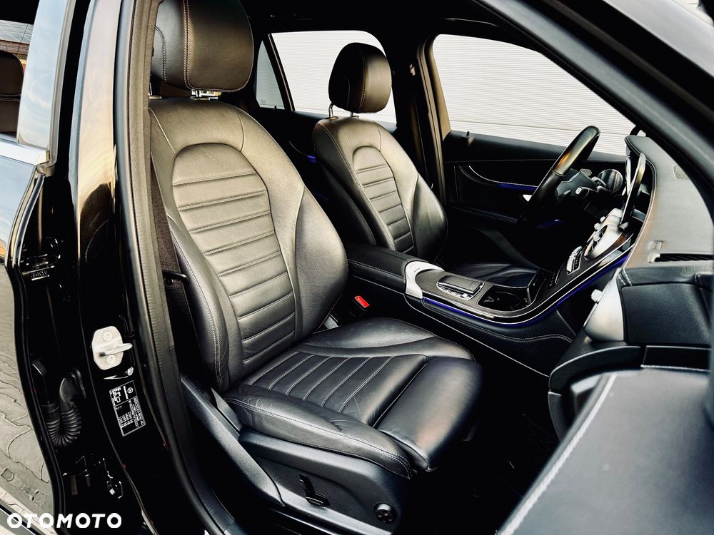 Mercedes-Benz GLC - 29