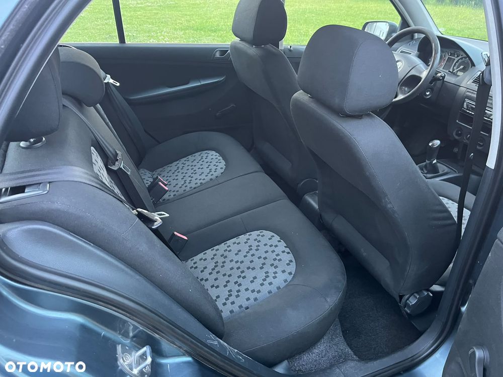 Skoda Fabia 1.4 16V Classic - 17