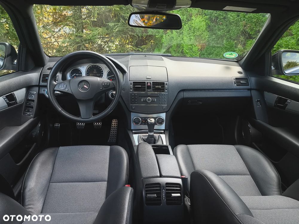 Mercedes-Benz Klasa C 200 Kompressor Avantgarde - 25