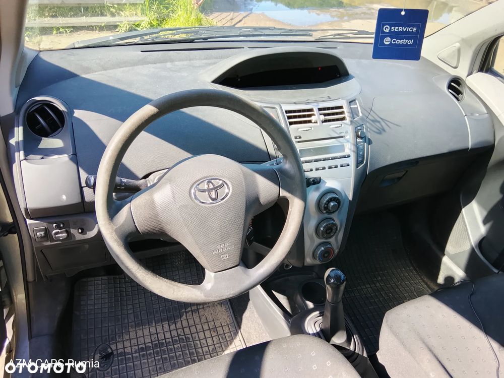 TOYOTA YARIS II 1.3 Benzyna dawca części - 5