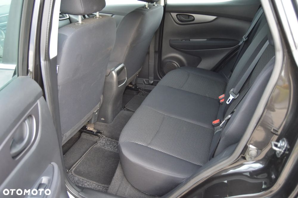 Nissan Qashqai 1.2 DIG-T Acenta EU6 - 33