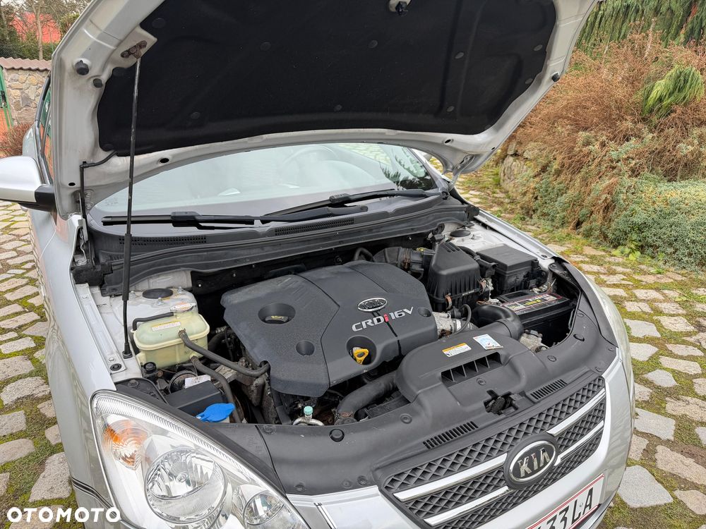 Kia Ceed 1.6 CRDi ISG Business Line - 17