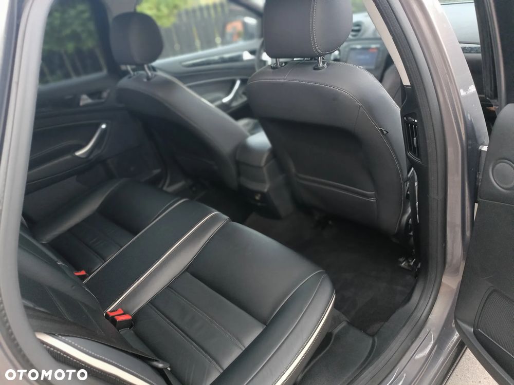 Ford Mondeo 1.8 TDCi Gold X - 13