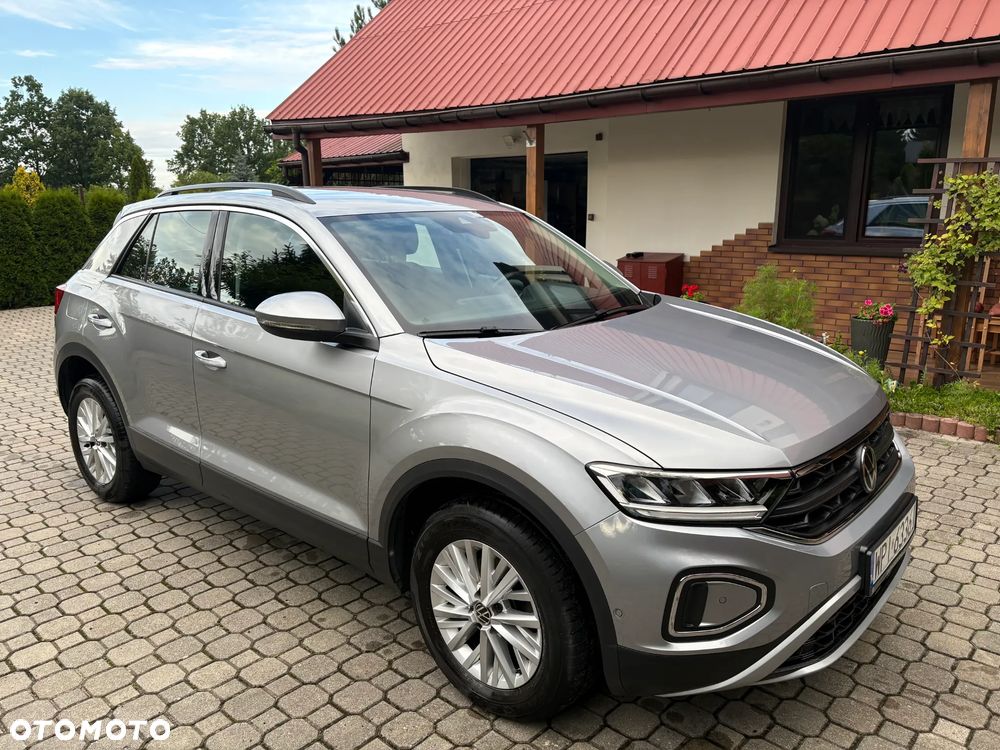 Volkswagen T-Roc 1.5 TSI Life DSG - 2