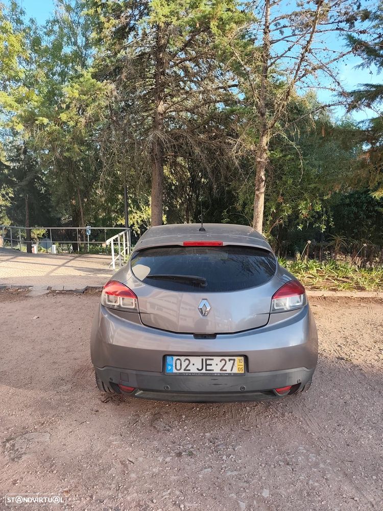 Renault Mégane Coupe 1.5 dCi Dynamique - 3
