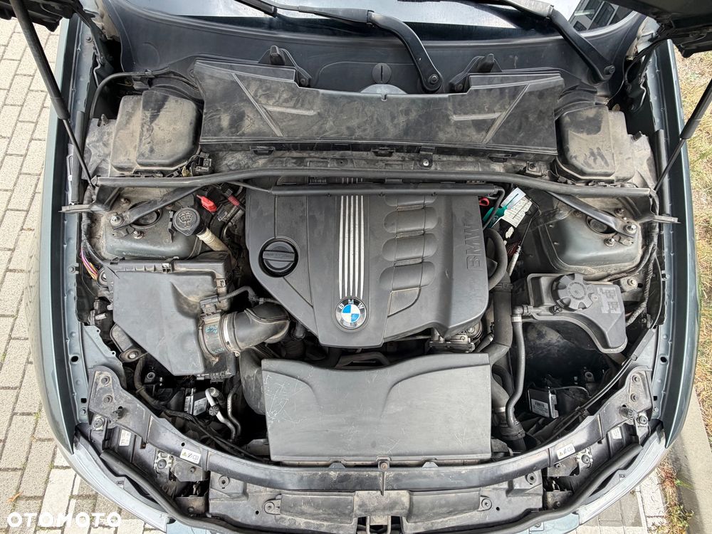 BMW Seria 3 320d Efficient Dynamics - 18
