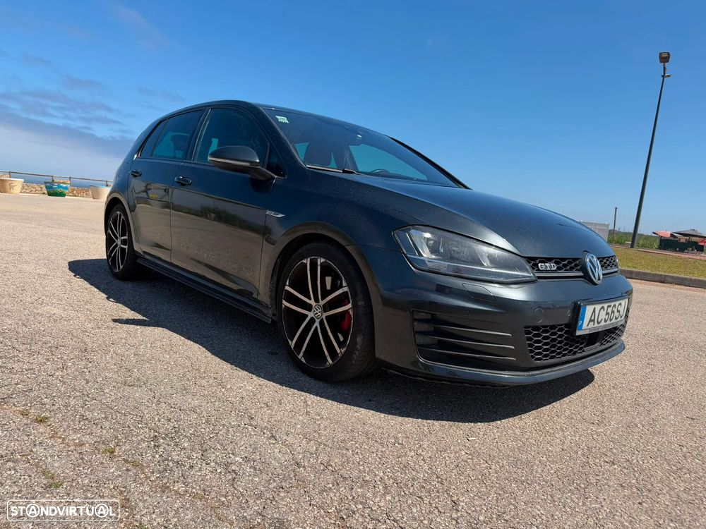 VW Golf - 26