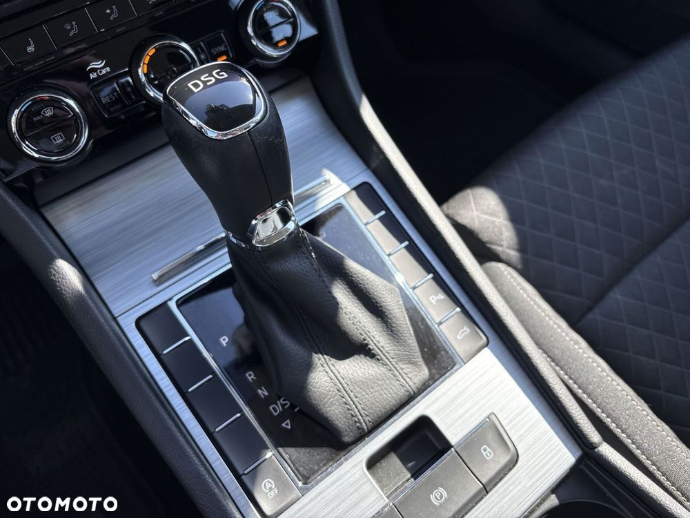 Skoda Superb 2.0 TDI SCR Ambition DSG - 15