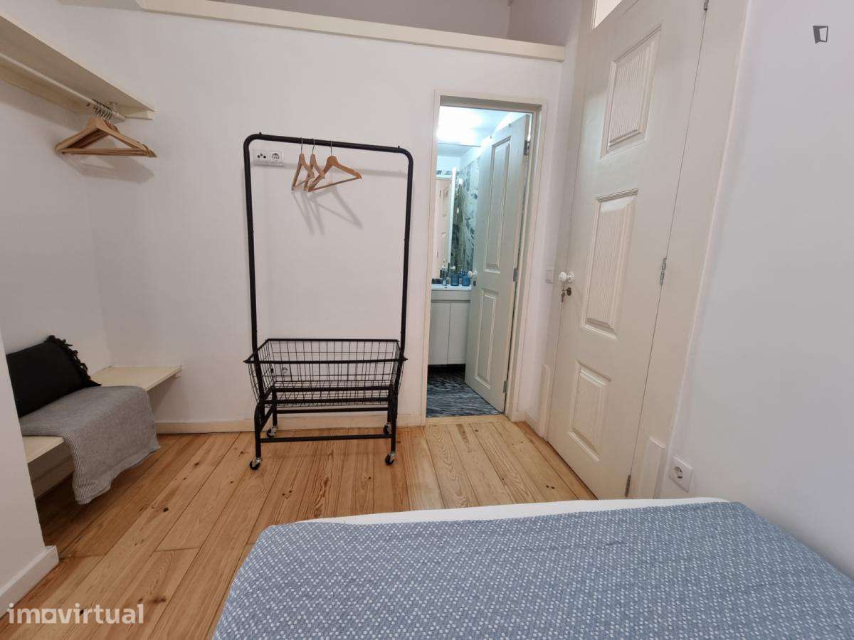 Apartamento com 3 quartos - localizado em Montes Claros Coimbra - Grande imagem: 5/22
