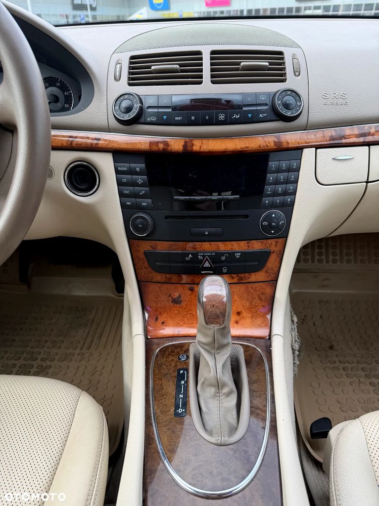 Mercedes-Benz Klasa E 280 CDI T Elegance - 11