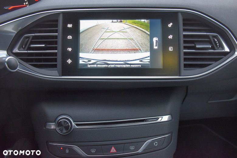 Peugeot 308 BlueHDi 180 EAT6 GT - 32