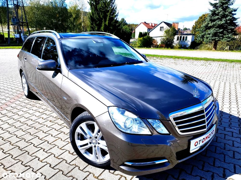 Mercedes-Benz Klasa E 200 CGI BlueEffICIENCY Avantgarde - 2