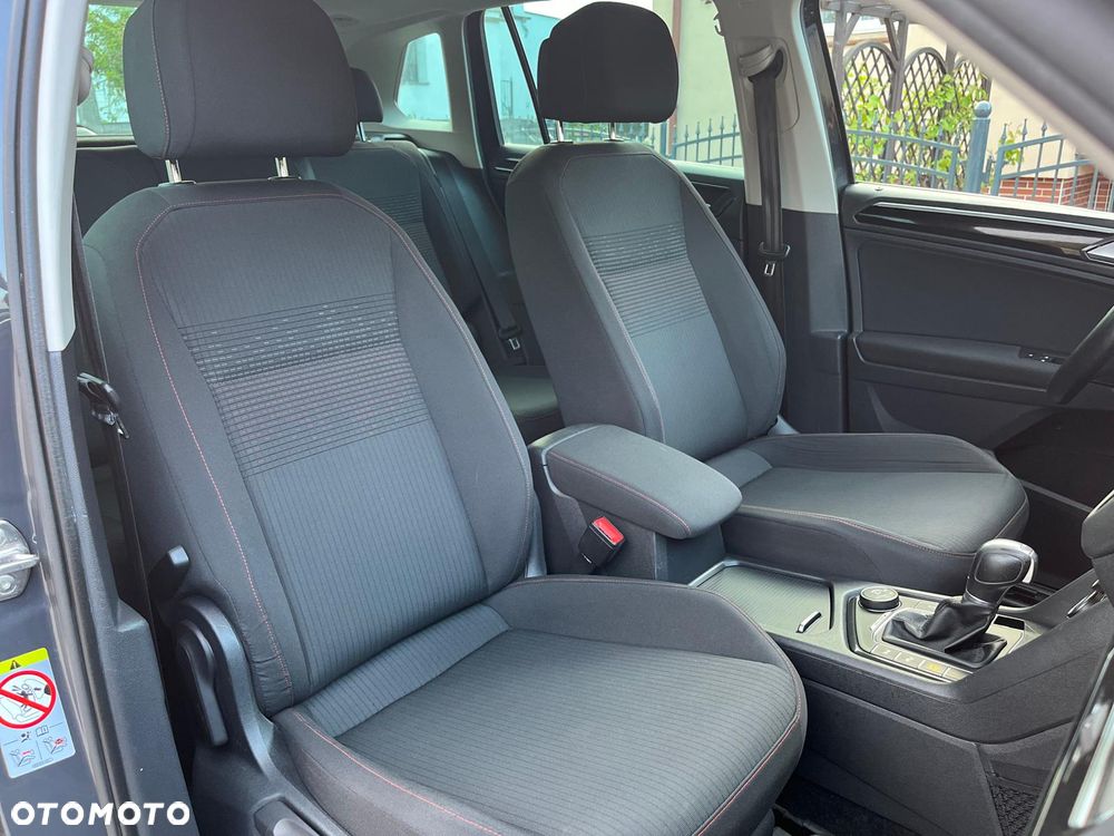 Volkswagen Tiguan 2.0 TDI SCR 4MOTION (BlueMotion Techn.) DSG Sound - 28