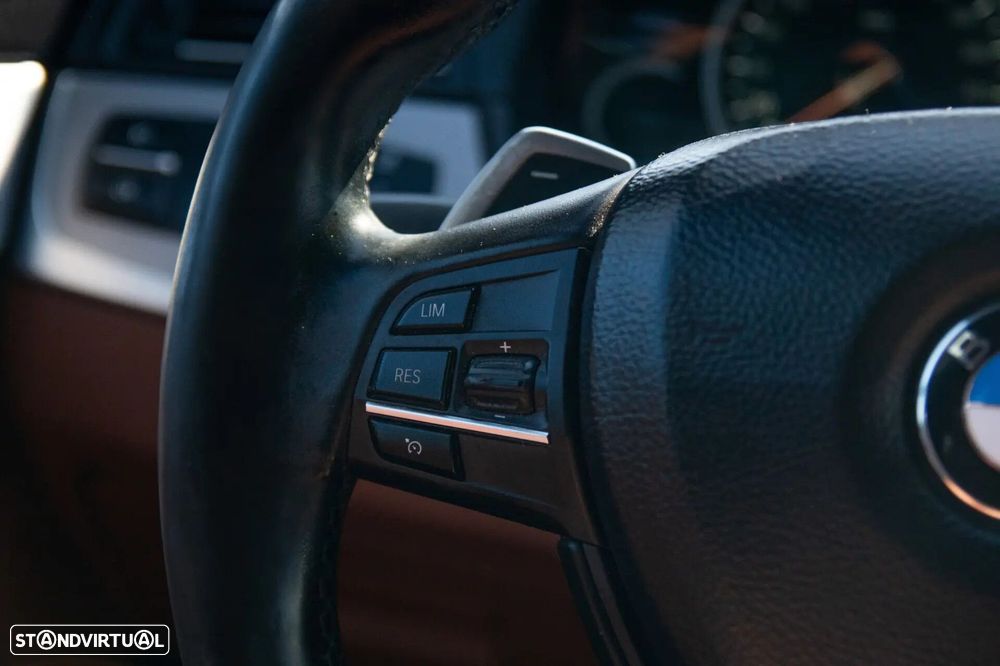 BMW 525 d Pack M Auto - 54