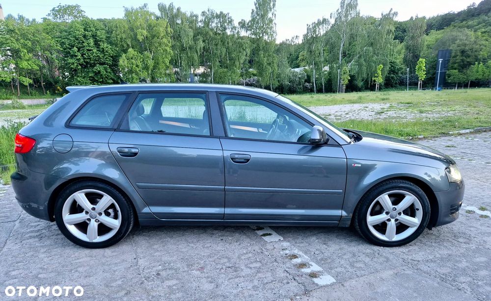 Audi A3 Sportback 2.0 TDI DPF Attraction - 8