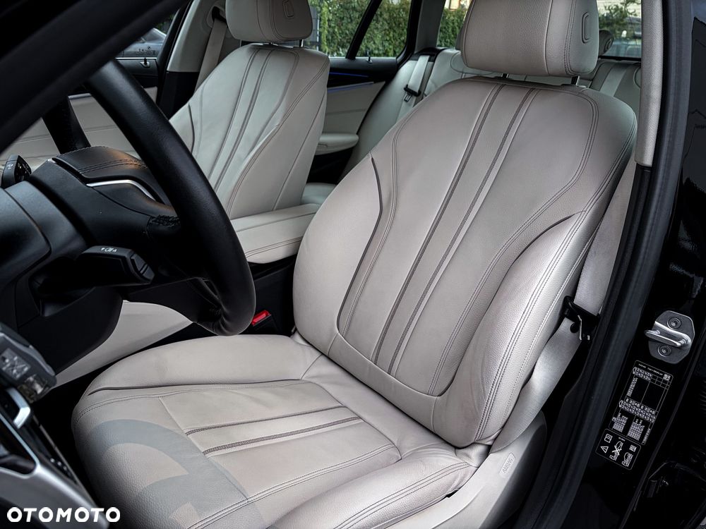 BMW Seria 5 520d xDrive Luxury Line - 26