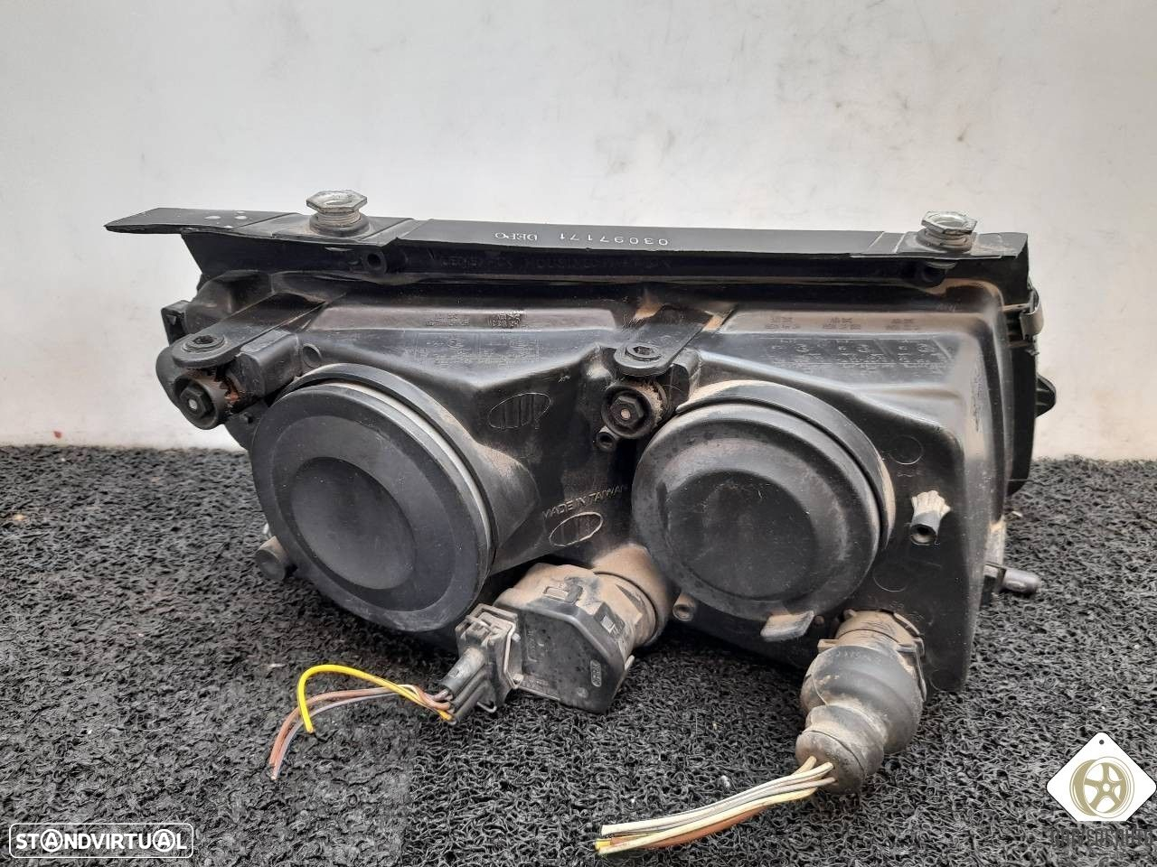 FAROL ESQUERDO VOLKSWAGEN PASSAT VARIANT 1999 - 4