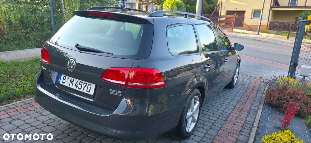 Volkswagen Passat - 5