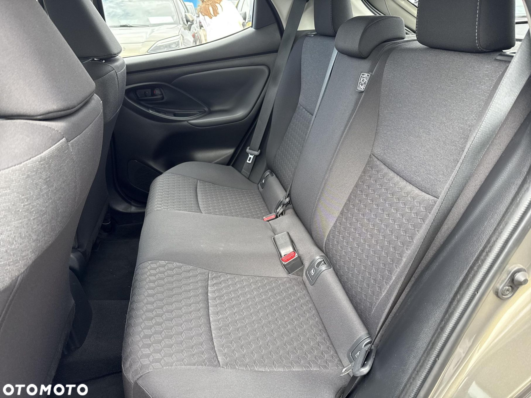 Toyota Yaris - 14