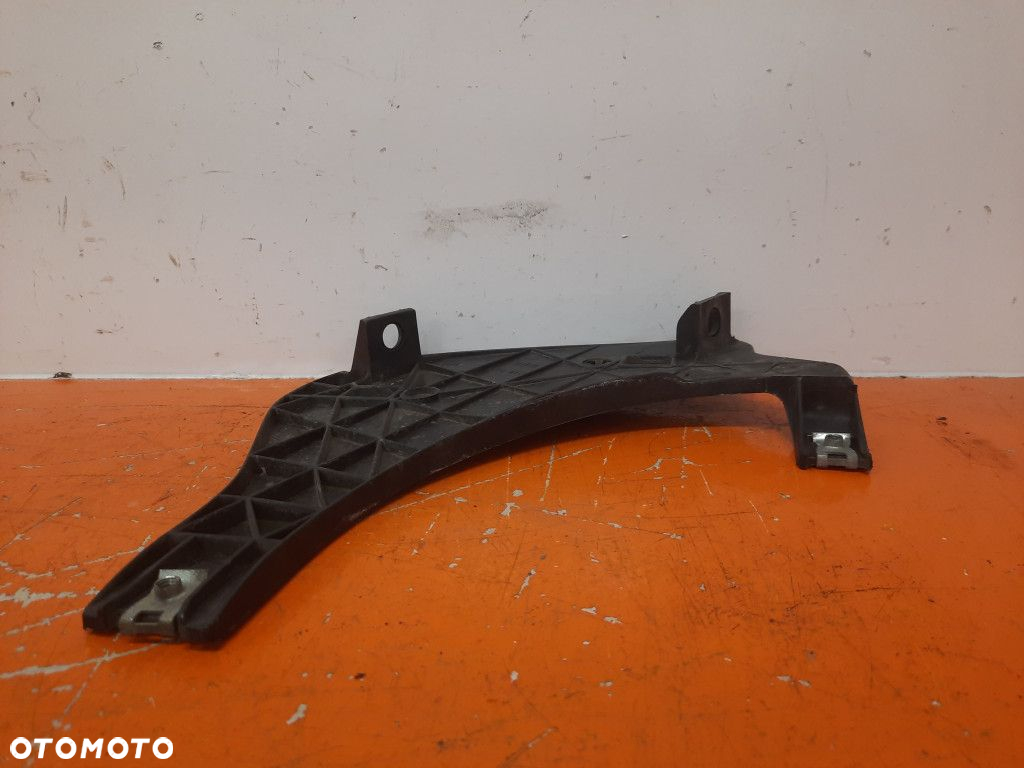 AUDI A4 B6 00-05 ŚLIZG/PROWADNICA MOCOWANIE REFLEKTORA LAMPY PRAWEJ ALT - 4