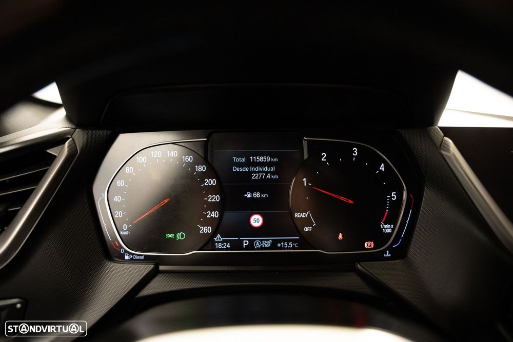 BMW 116 d Pack Desportivo M Auto - 21