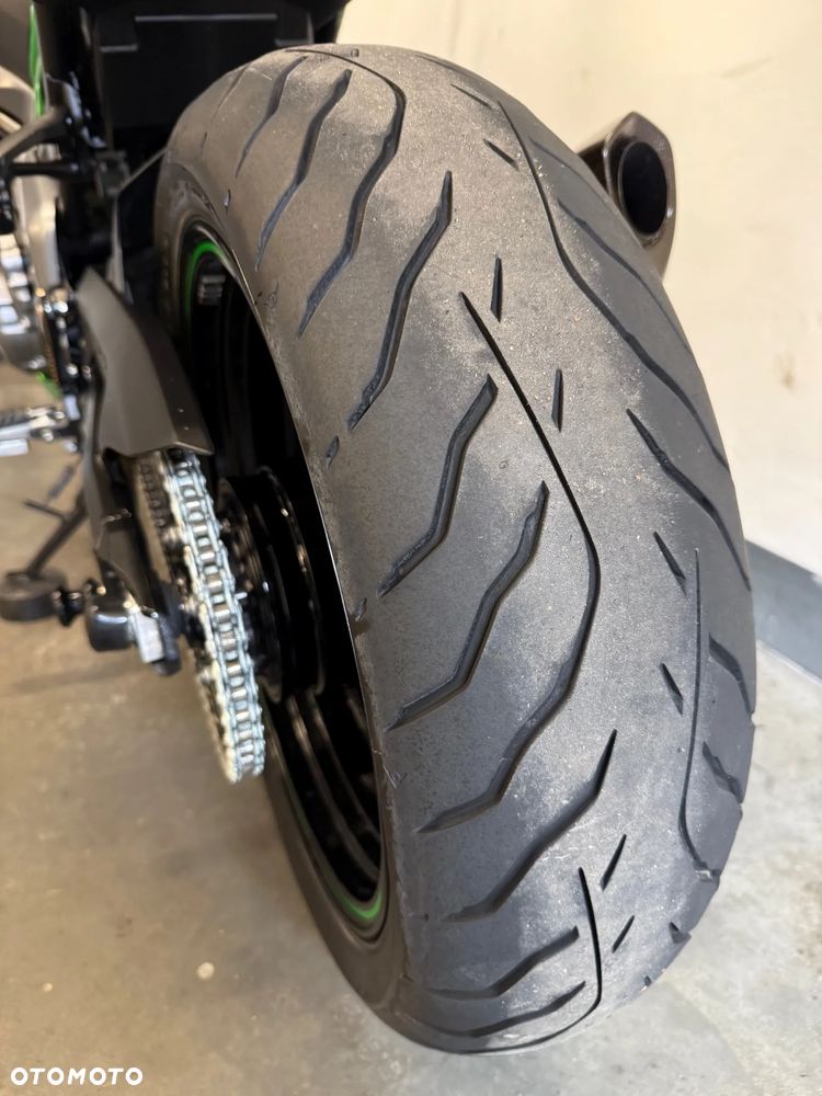 Kawasaki Z 900 - 27