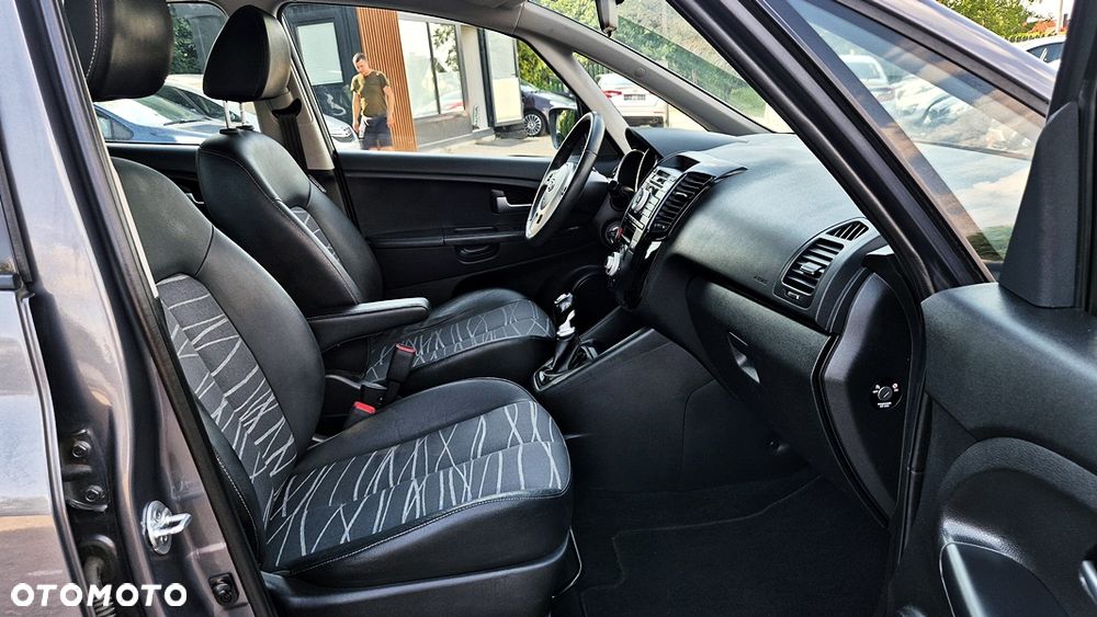 Kia Venga 1.6 XL - 36