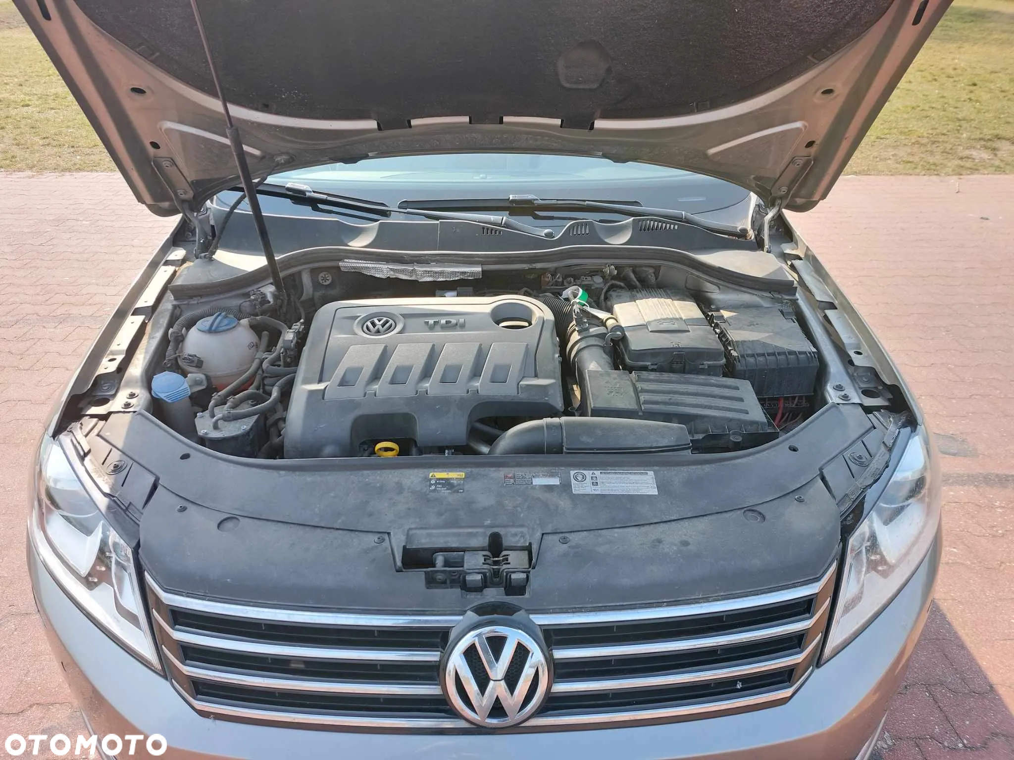 Volkswagen Passat 2.0 TDI Comfortline - 17