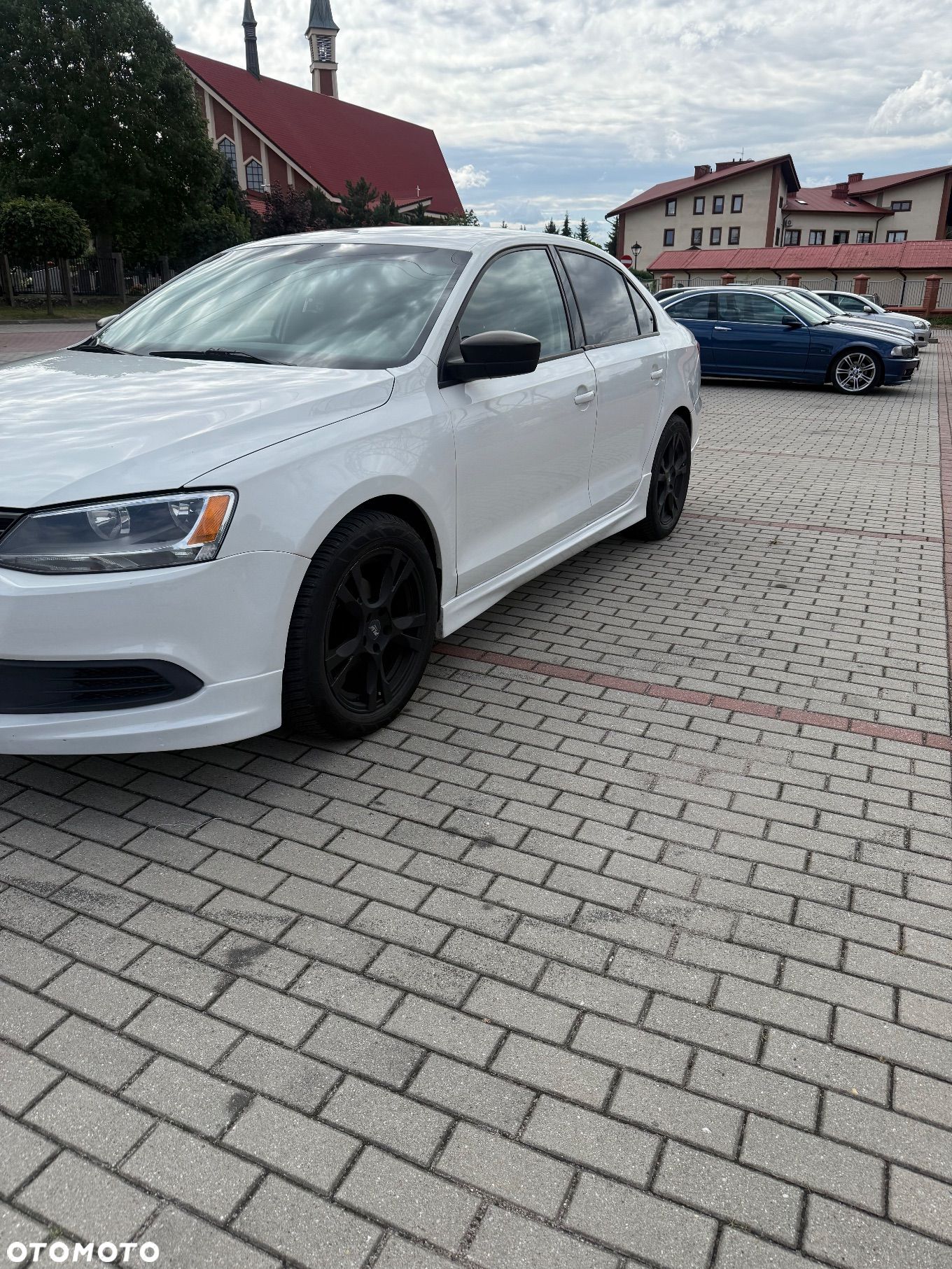 Volkswagen Jetta - 1