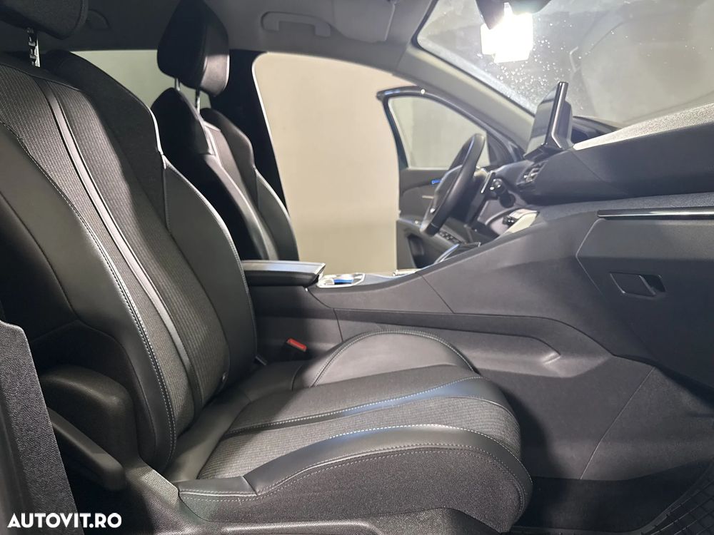 Peugeot 3008 - 12