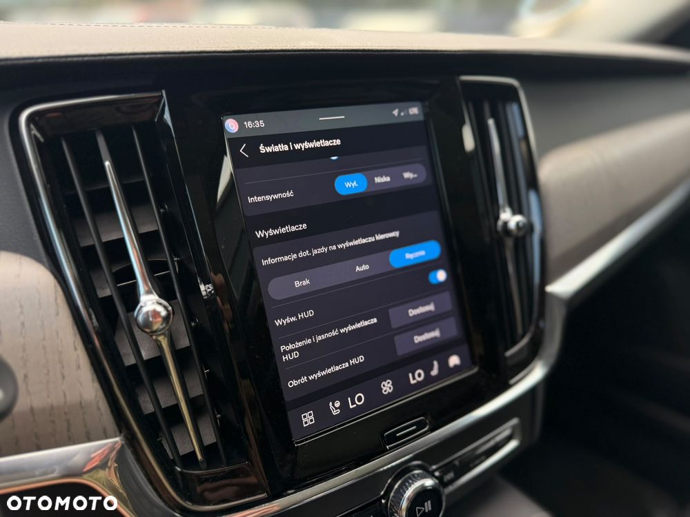 Volvo V90 - 33