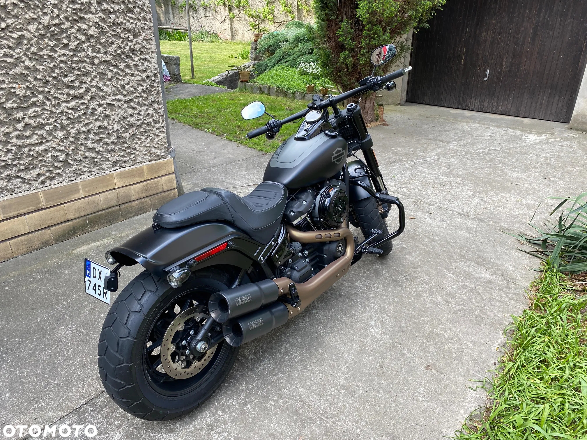 Harley-Davidson Softail Fat Bob - 3