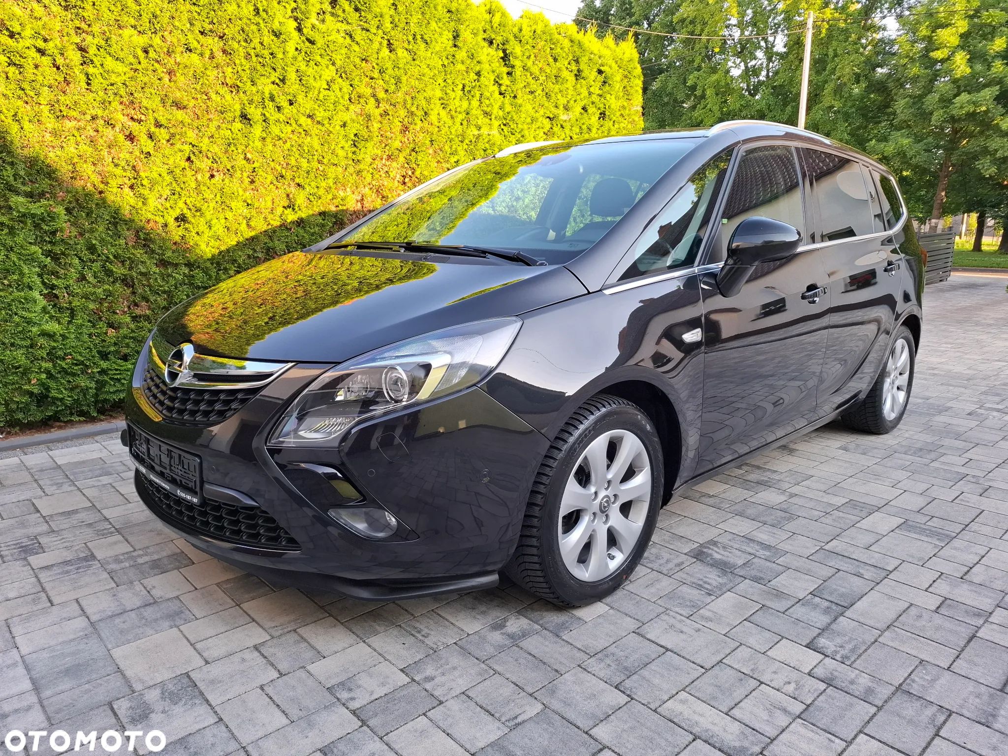 Opel Zafira - 1