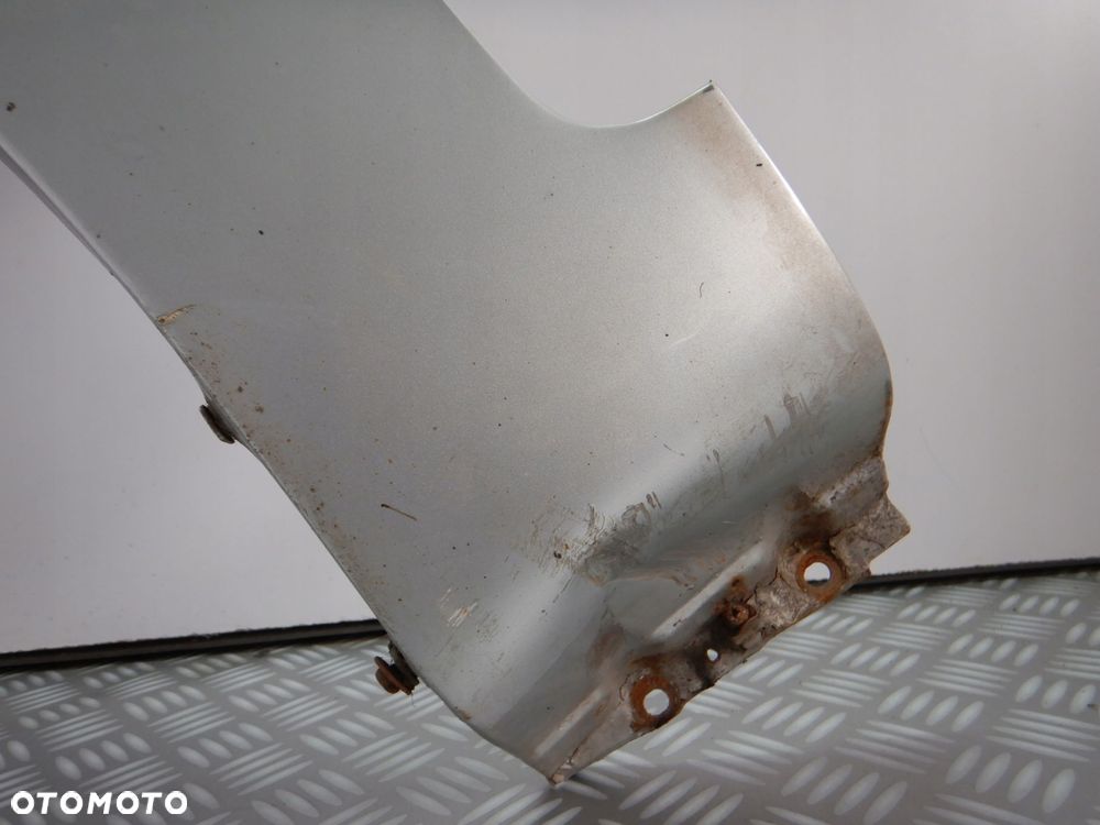 Błotnik przedni lewy Ssang Yong Rodius I 2004-2013 SREBRNY - 4