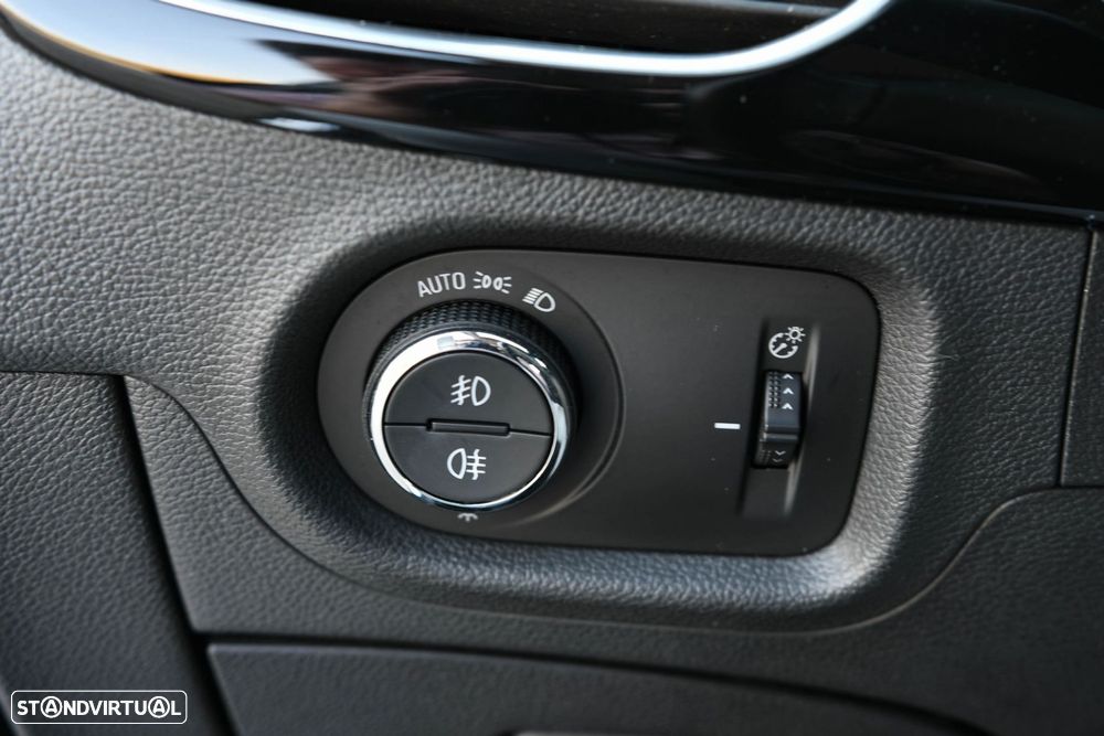 Opel Astra Sports Tourer 1.6 CDTi Executive S/S - 17