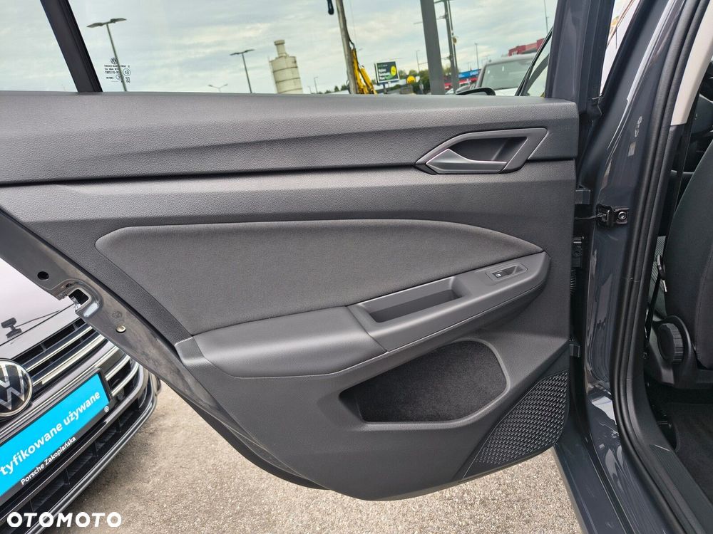 Volkswagen Golf 1.5 eTSI mHEV Pure DSG - 10