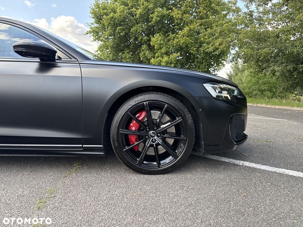 Audi S8 - 28