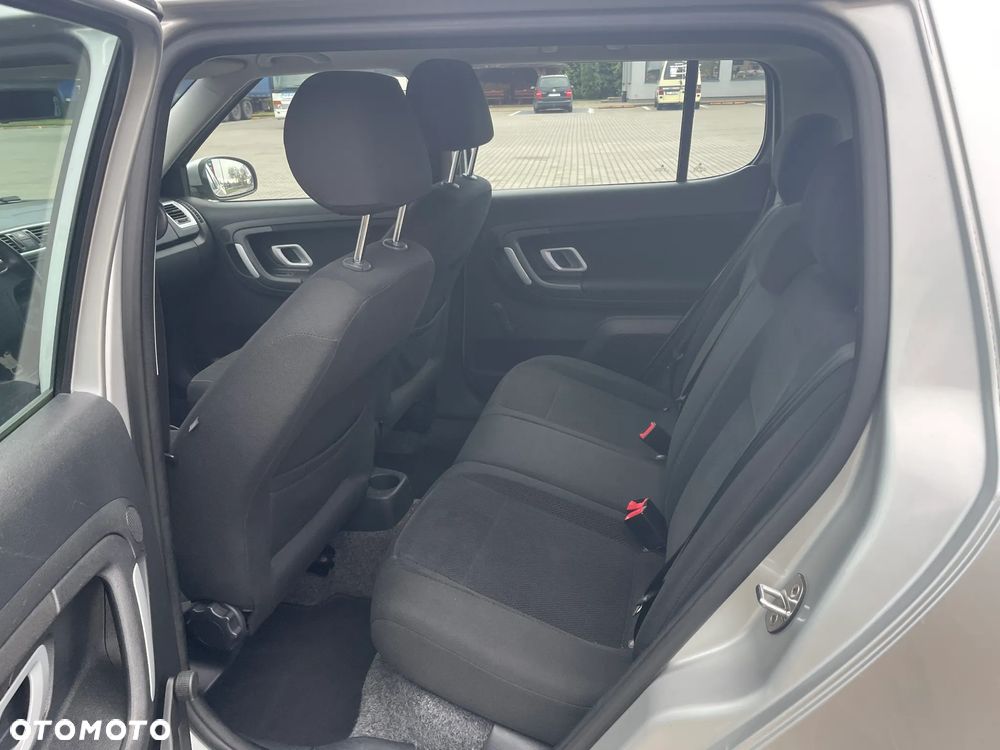 Skoda Fabia 1.6 16V Elegance - 10