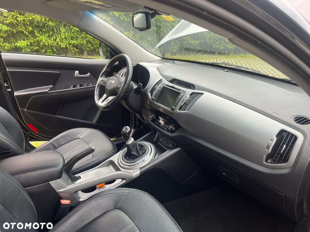 Kia Sportage 2.0 CRDI 4WD Dream-Team Edition - 23