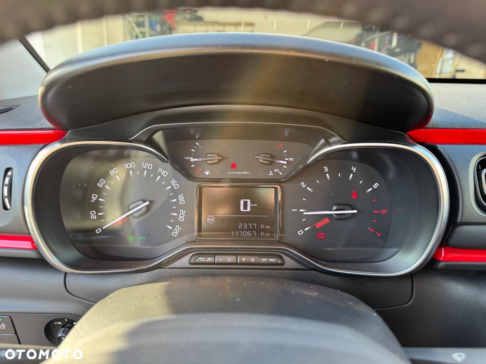 Citroën C3 1.2 PureTech Shine - 19