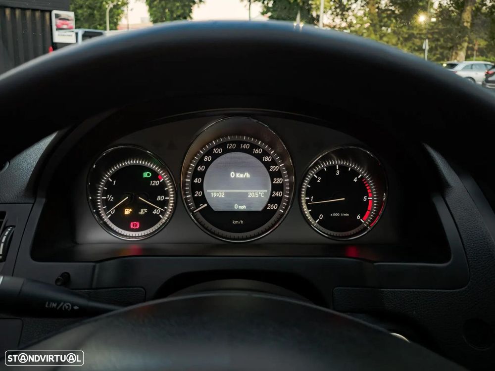 Mercedes-Benz C 250 - 21