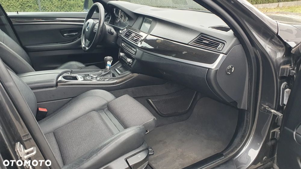 BMW Seria 5 - 24