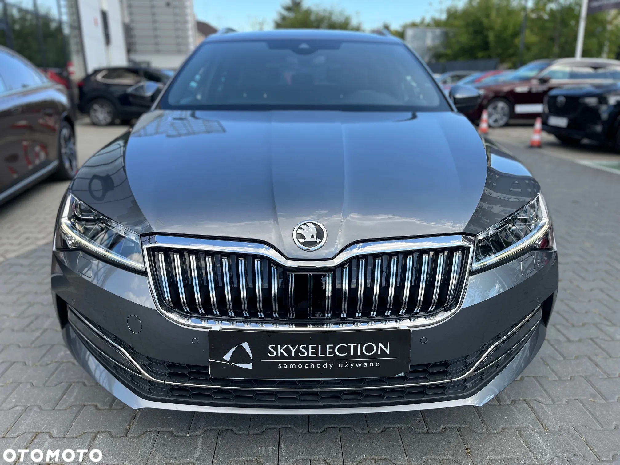 Skoda Superb 2.0 TDI SCR 4x4 L&K DSG - 3