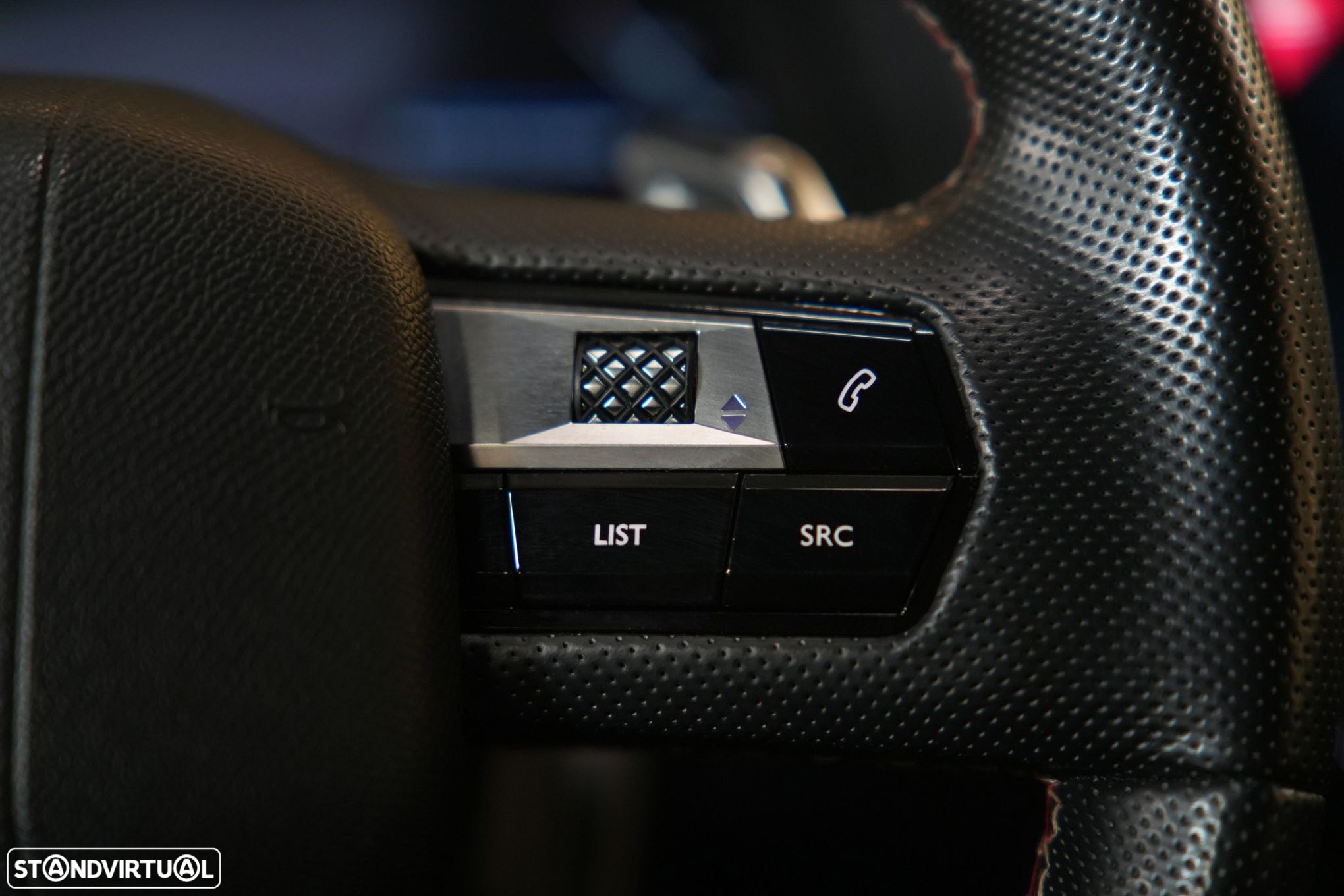 DS DS7 Crossback 1.5 BlueHDi Performance Line EAT8 - 24