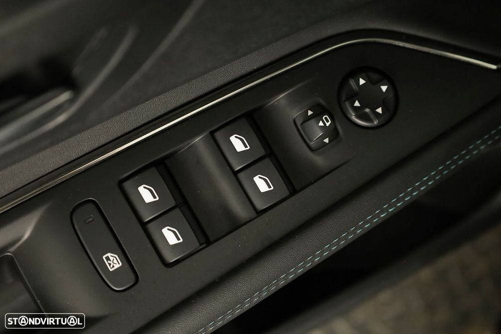 Peugeot 3008 1.6 Hybrid Allure Pack e-EAT8 - 20