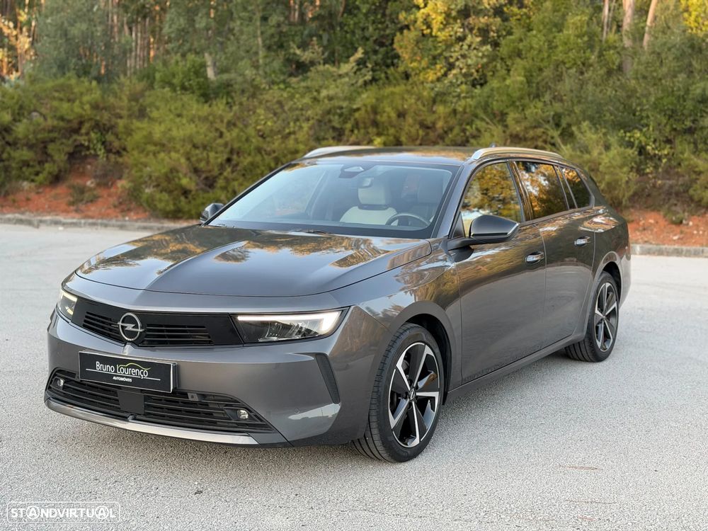 Opel Astra Sports Tourer 1.5 D Elegance - 2