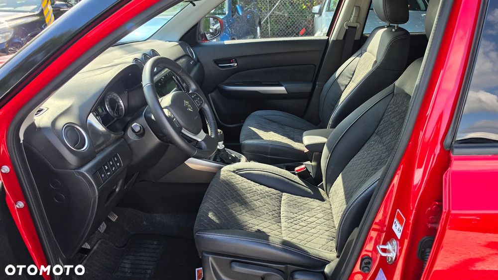 Suzuki Vitara 1.4 Boosterjet mHEV Elegance 4WD - 14